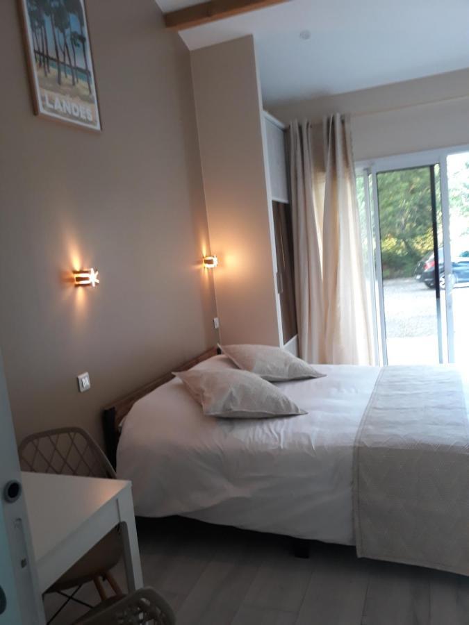 Chambre D'Hotes Du Pin Pey Eksteriør billede
